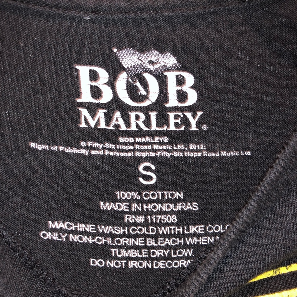 T-shirt - Picture 2 of 2